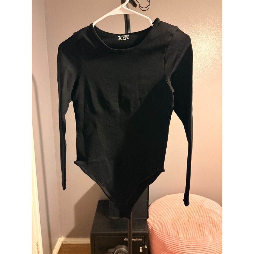 OQQ Women's Black Long Sleeve One-Piece Bodysuit Stretch Opaque Size L
